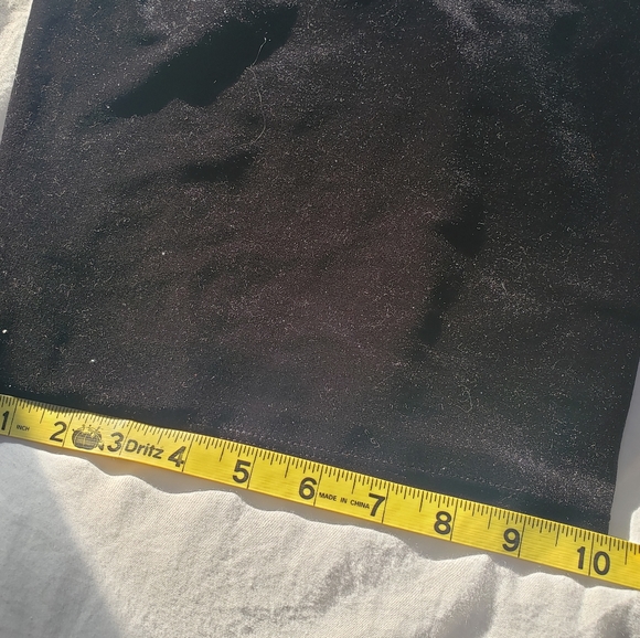 Black Velvet Cropped V-neck Camisole - size small - Picture 4 of 7